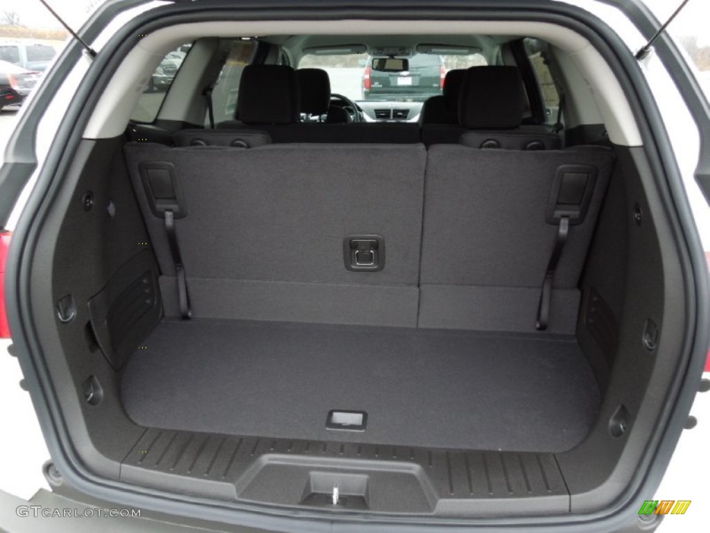 2011 Chevrolet Traverse LT AWD Trunk Photo #61020247