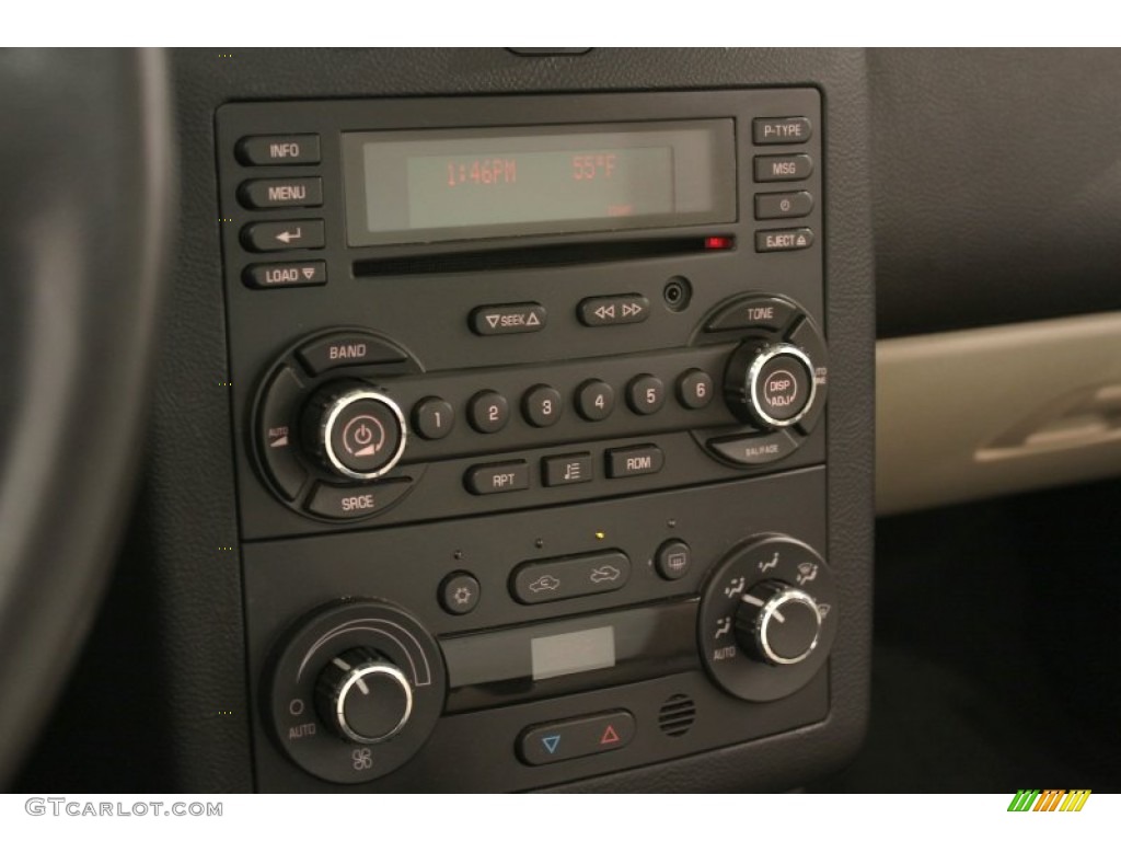 2009 Pontiac G6 GXP Coupe Controls Photo #61021681