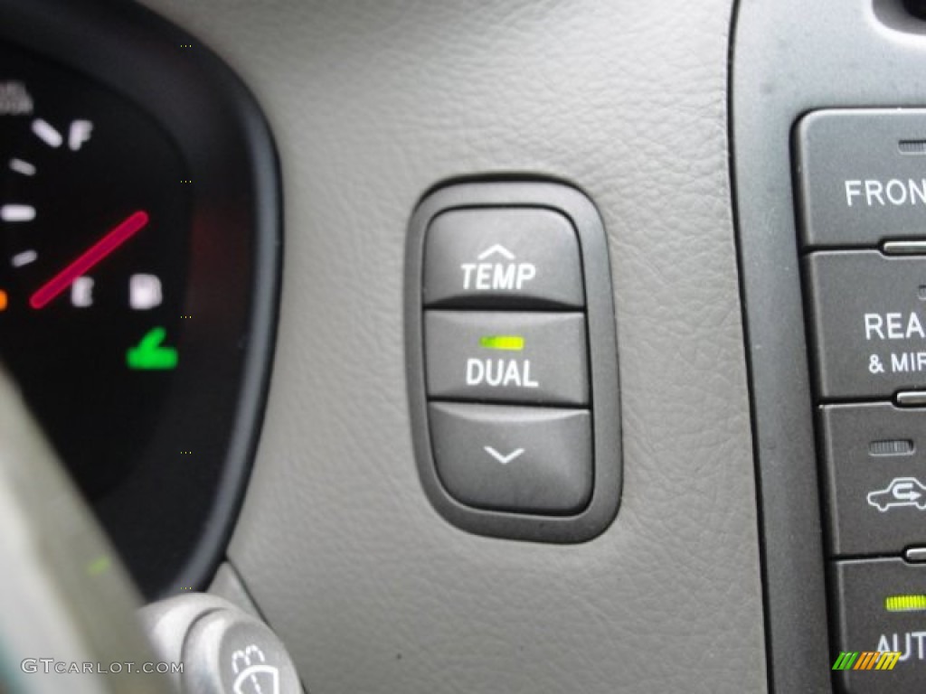 2002 LS 430 - Millennium Silver Metallic / Ivory photo #24