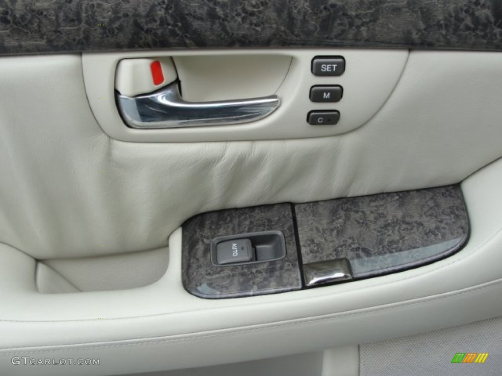 2002 LS 430 - Millennium Silver Metallic / Ivory photo #40