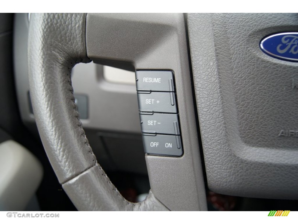 2010 Ford F150 XLT SuperCab Controls Photo #61025596