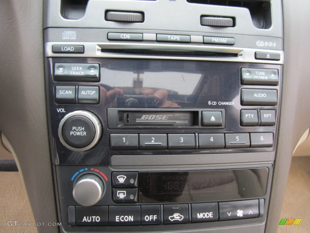 2002 Nissan Maxima GLE Controls Photo #61029299