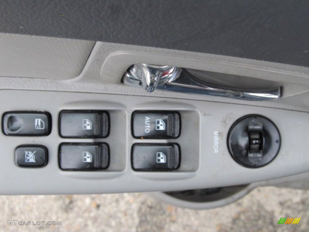2008 Kia Spectra EX Sedan Controls Photos