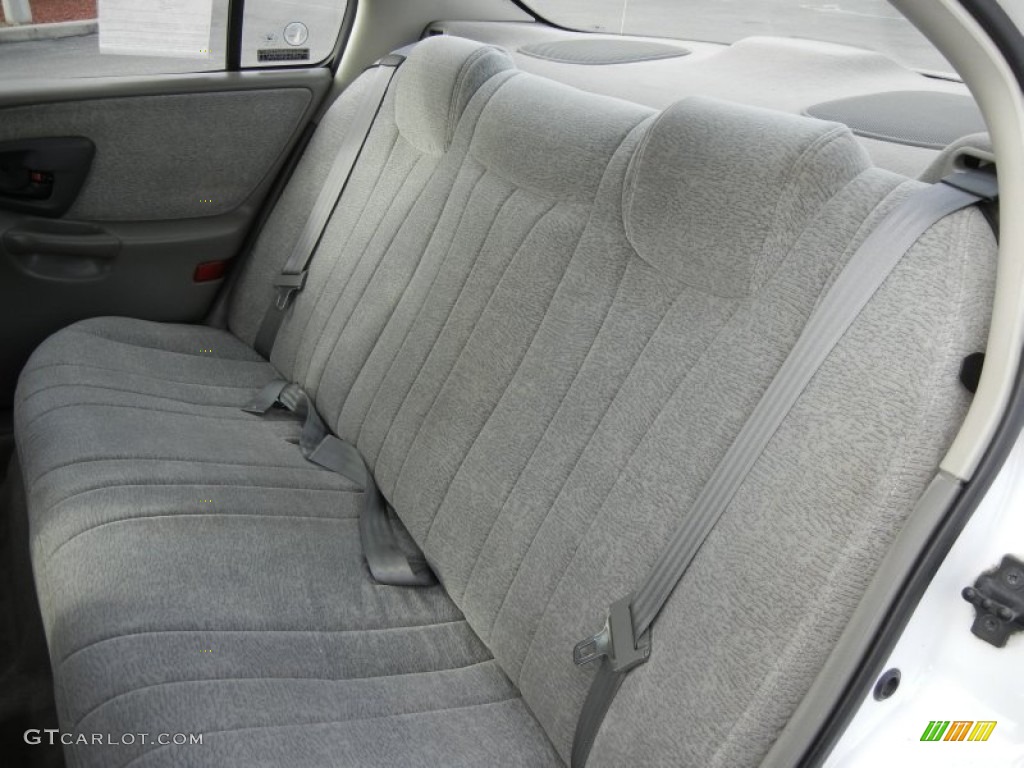 Light Gray Interior 1998 Chevrolet Malibu Sedan Photo #61034566