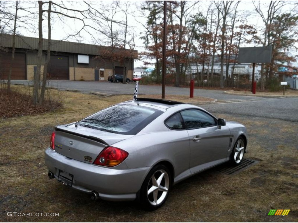 2003 Tiburon GT V6 - Super Silver / Black photo #7