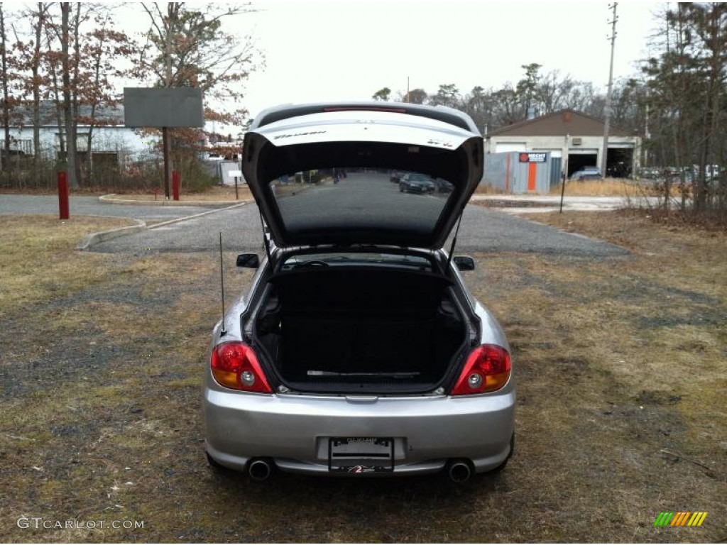2003 Tiburon GT V6 - Super Silver / Black photo #11