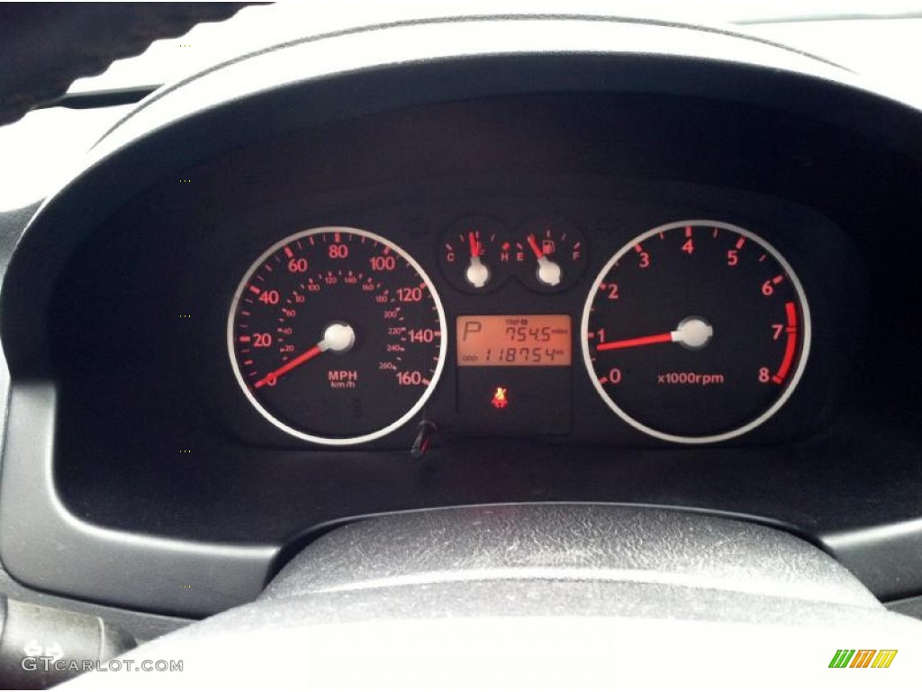 2003 Tiburon GT V6 - Super Silver / Black photo #25