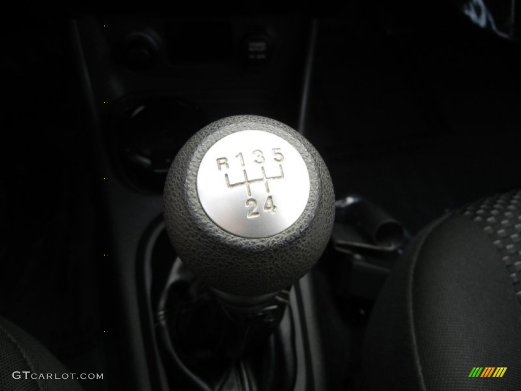 2007 Hyundai Accent GS Coupe 4 Speed Automatic Transmission Photo #61035409