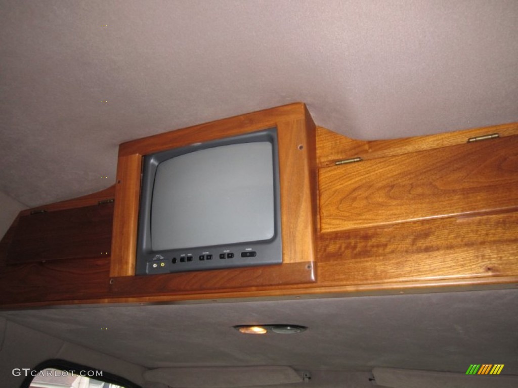2003 Ram Van 1500 Passenger Conversion - Black / Sandstone photo #21