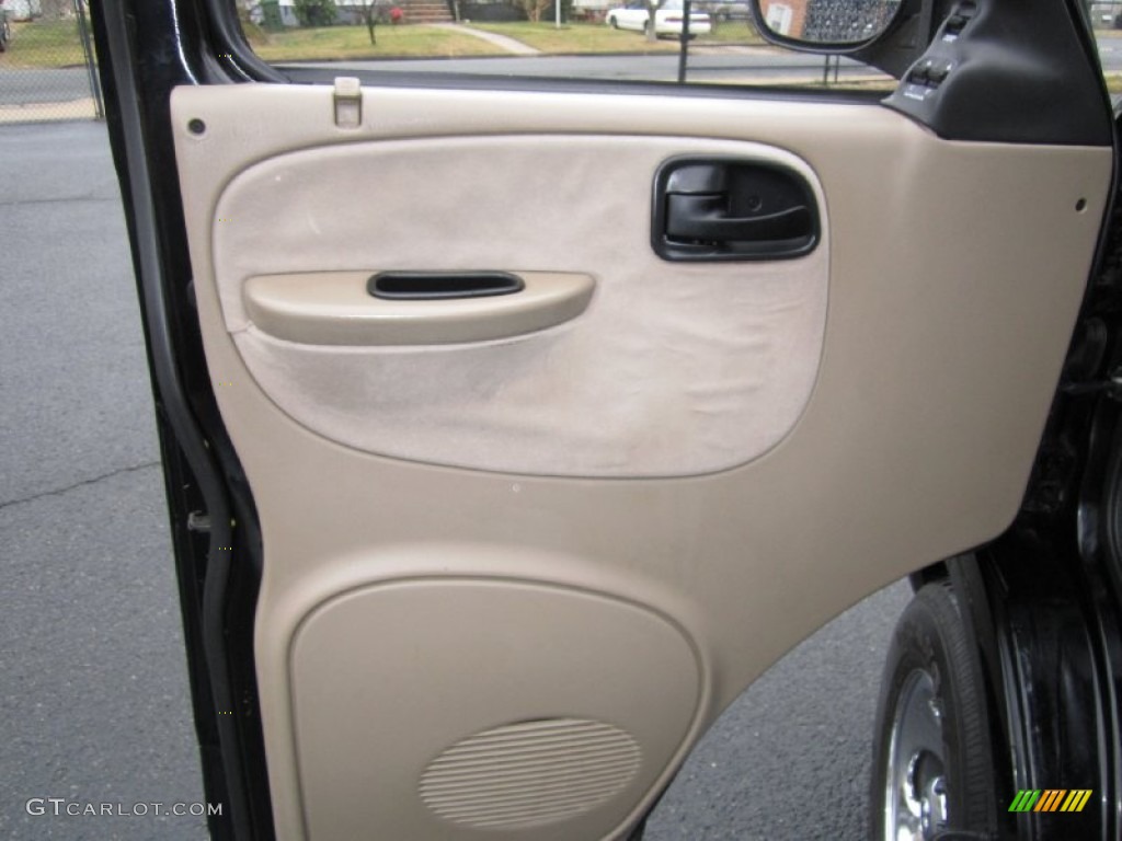 2003 Ram Van 1500 Passenger Conversion - Black / Sandstone photo #27