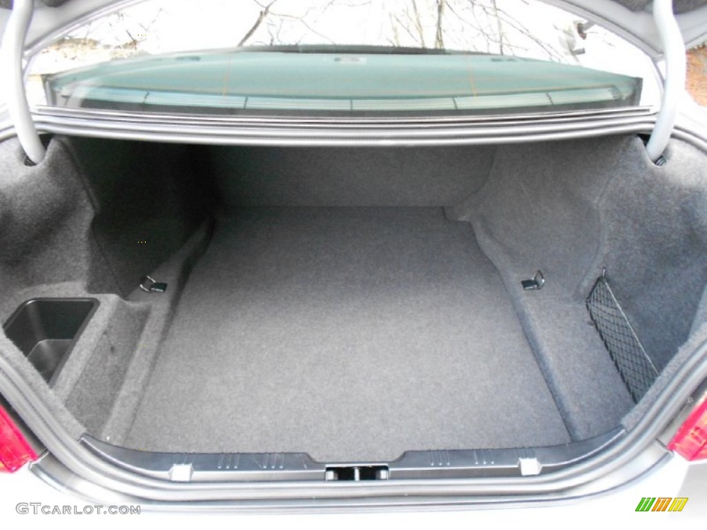 2010 BMW 5 Series 535i Sedan Trunk Photo #61036660