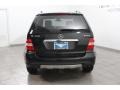 Black - ML 350 4Matic Photo No. 4