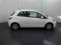 Super White - Yaris L 3 Door Photo No. 4