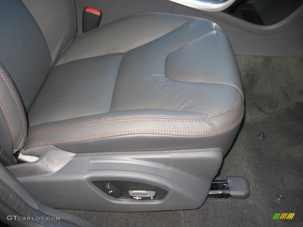 Off Black Interior 2012 Volvo XC60 T6 AWD Photo #61040584