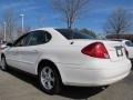Vibrant White - Taurus SE Photo No. 2