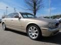 Topaz Metallic - XJ XJ8 Photo No. 4