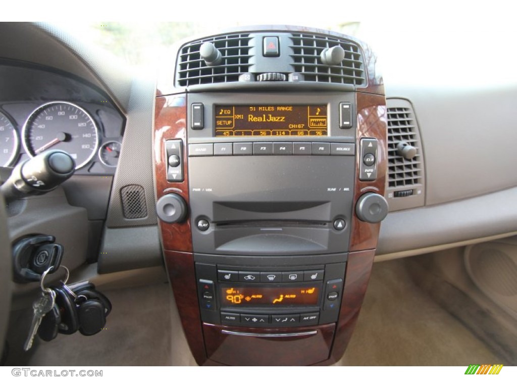 2007 Cadillac CTS Sedan Controls Photo #61043974