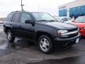 Black - TrailBlazer LS 4x4 Photo No. 2