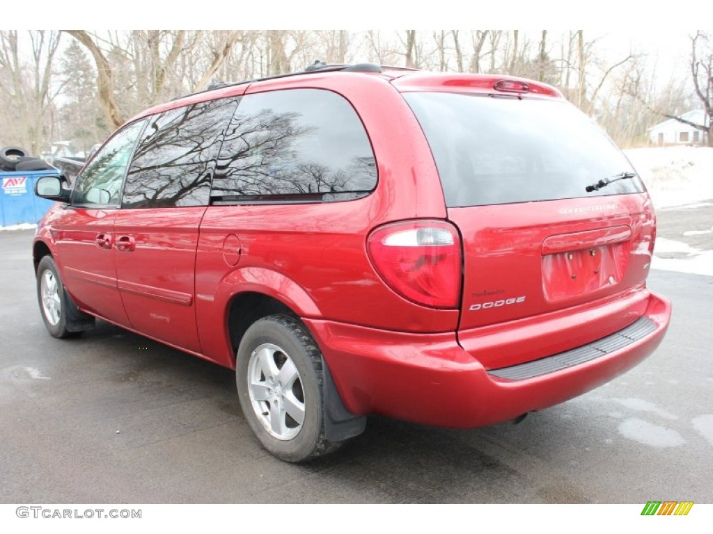 Inferno Red Crystal Pearl 2005 Dodge Grand Caravan SXT Exterior Photo #61046179