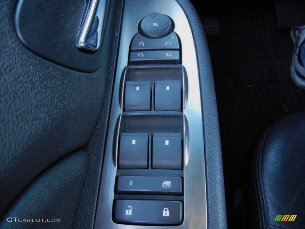 2007 Chevrolet Avalanche LTZ 4WD Controls Photo #61046451