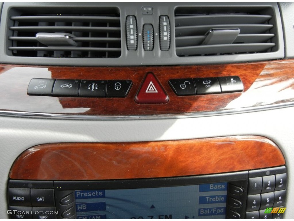 2006 Mercedes-Benz S 350 Sedan Controls Photo #61046784