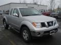 2008 Radiant Silver Nissan Frontier LE King Cab 4x4  photo #16