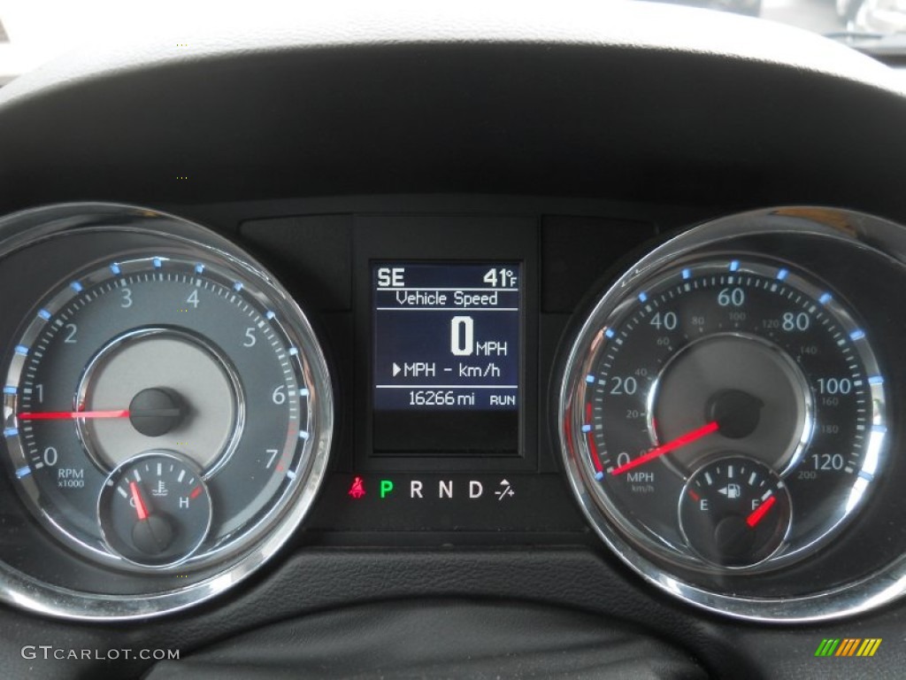 2011 Chrysler Town & Country Touring - L Gauges Photo #61048066