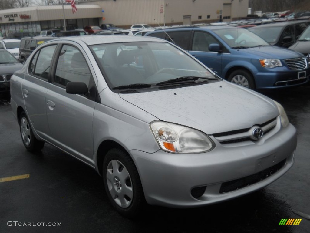 2003 ECHO Sedan - Silver Streak Mica / Shadow Gray photo #13