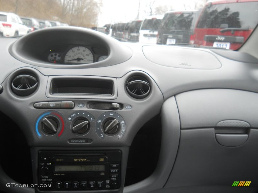 2003 ECHO Sedan - Silver Streak Mica / Shadow Gray photo #16
