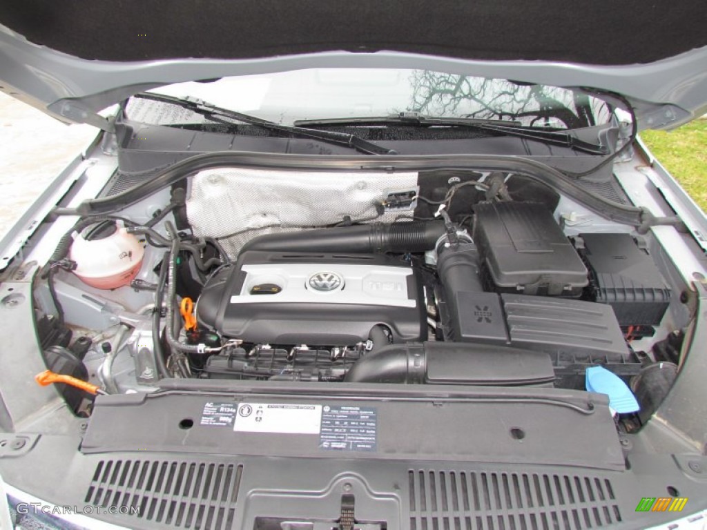 2009 Volkswagen Tiguan SE 2.0 Liter Turbocharged DOHC 16-Valve VVT 4 Cylinder Engine Photo #61051246