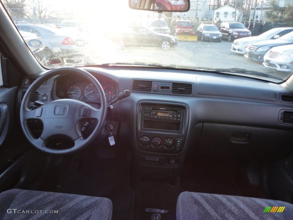 1999 CR-V EX 4WD - Sebring Silver Metallic / Charcoal photo #13
