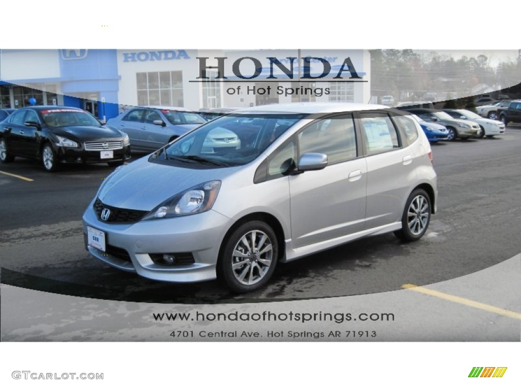 Taffeta White Honda Fit