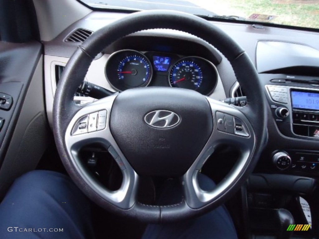 2010 Hyundai Tucson Limited AWD Taupe Steering Wheel Photo #61053850