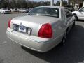 2006 Ceramic White Tri-Coat Lincoln Town Car Designer Series  photo #14