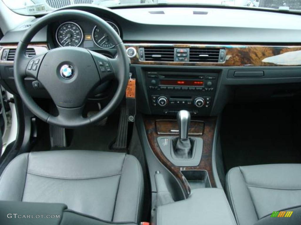 2007 3 Series 328xi Sedan - Alpine White / Black photo #12
