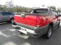 2002 Victory Red Chevrolet Avalanche Z66  photo #11