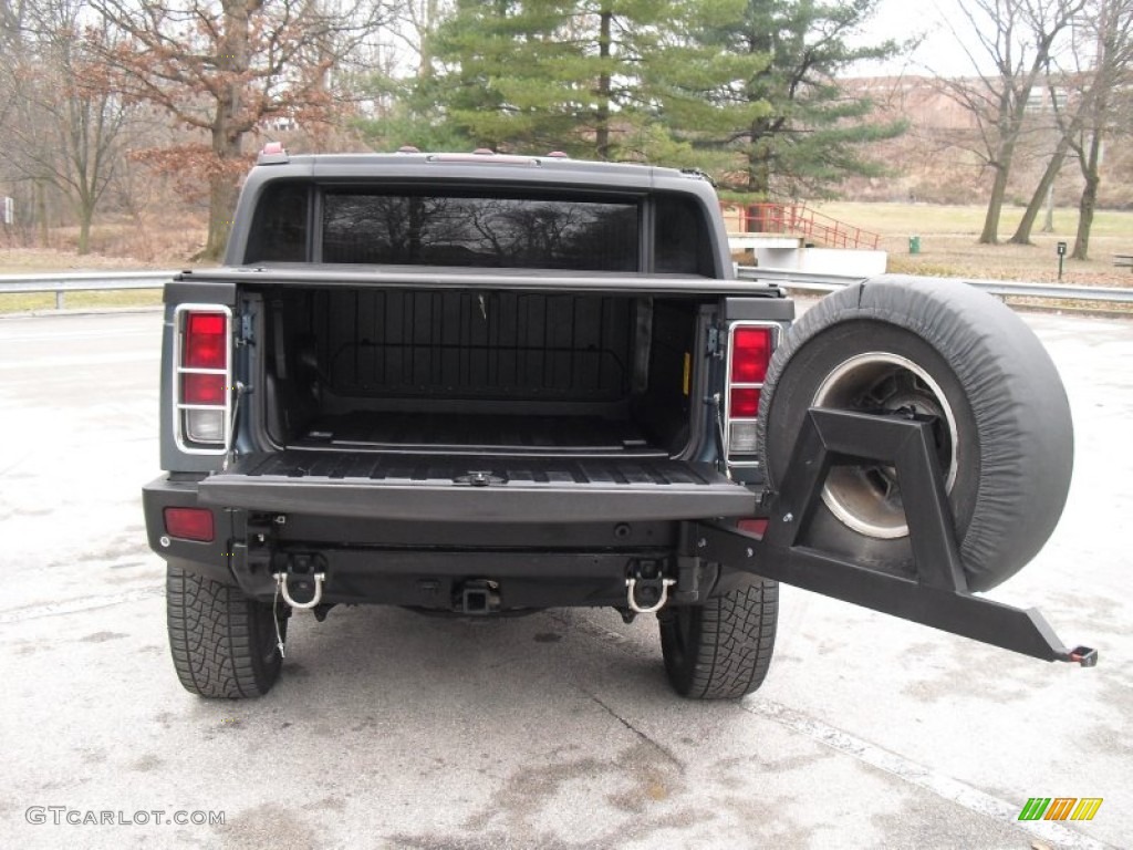 2005 Hummer H2 SUT Trunk Photo #61059943