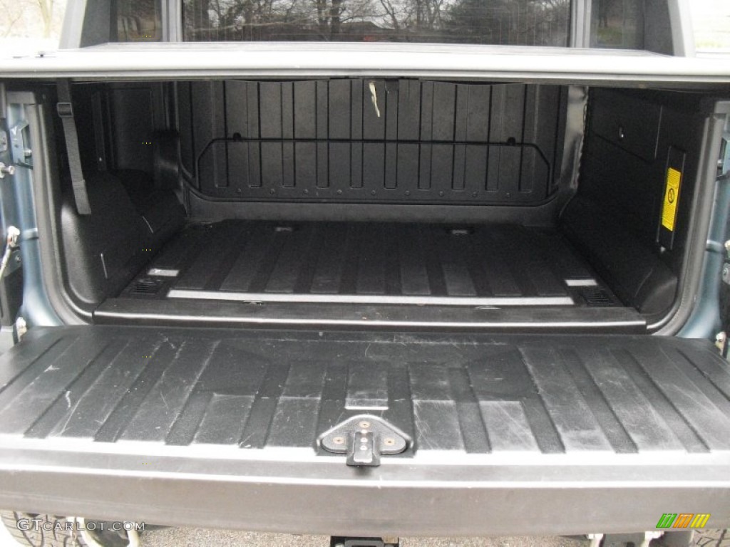 2005 Hummer H2 SUT Trunk Photo #61059952