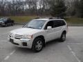 Dover White Pearl 2004 Mitsubishi Endeavor XLS AWD