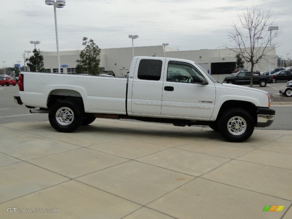 2004 Silverado 2500HD LS Extended Cab - Summit White / Medium Gray photo #4