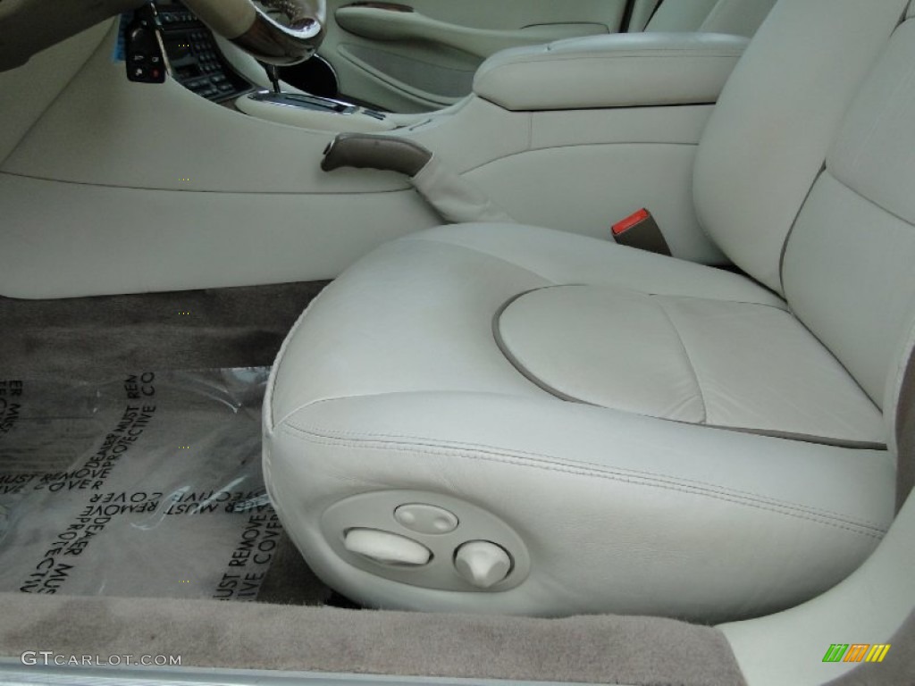 1998 Jaguar XJ Vanden Plas Front Seat Photos