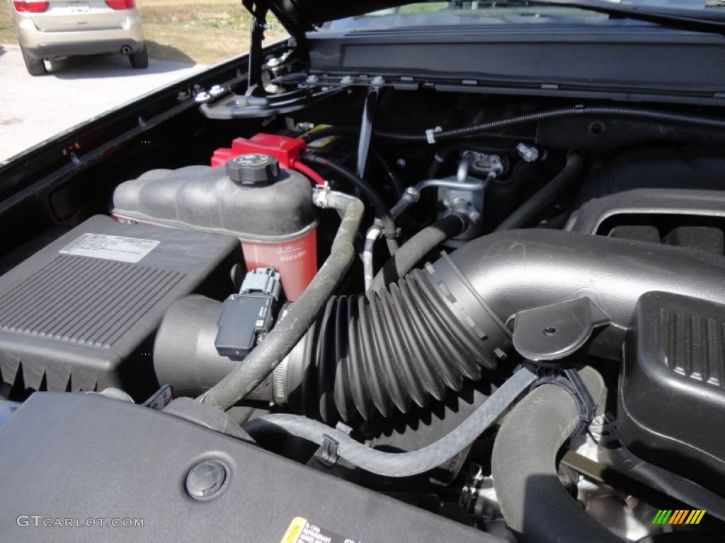 2010 Chevrolet Avalanche LS 5.3 Liter OHV 16-Valve Flex-Fuel Vortec V8 Engine Photo #61063309
