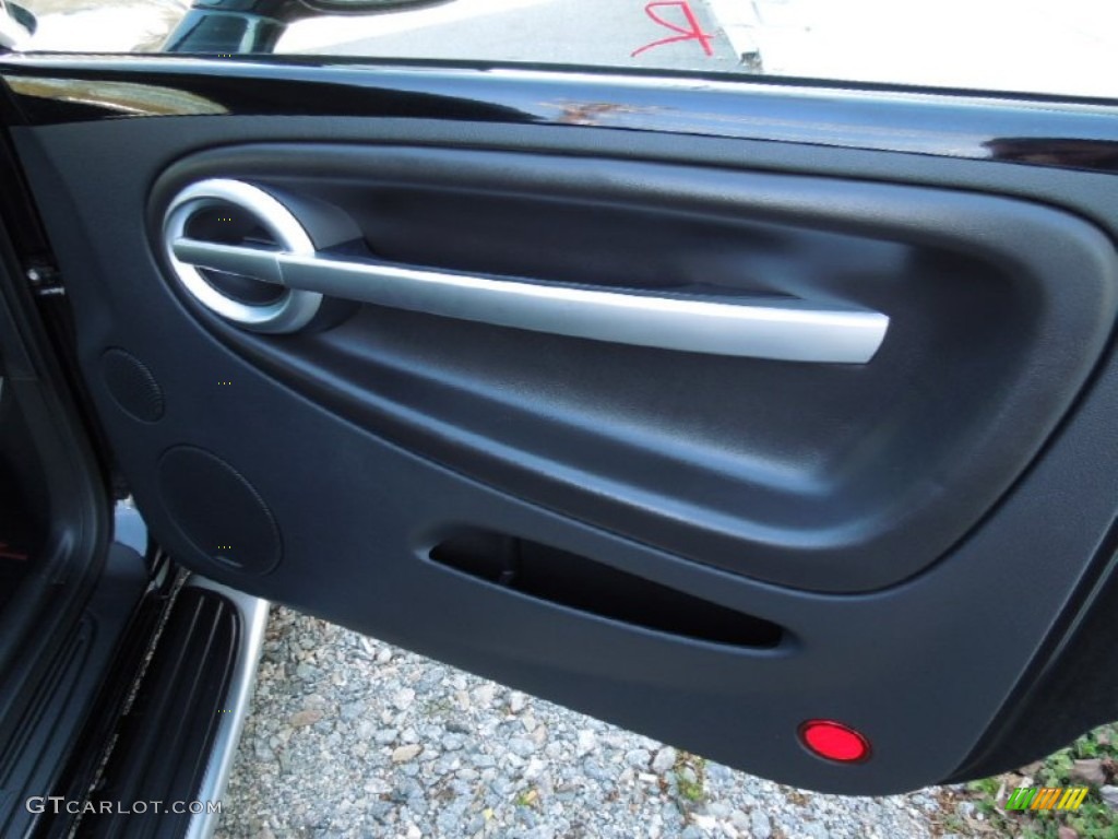 2004 Chevrolet SSR Standard SSR Model Ebony Door Panel Photo #61064323