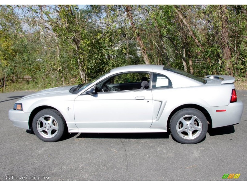 2002 Mustang V6 Coupe - Satin Silver Metallic / Dark Charcoal photo #9