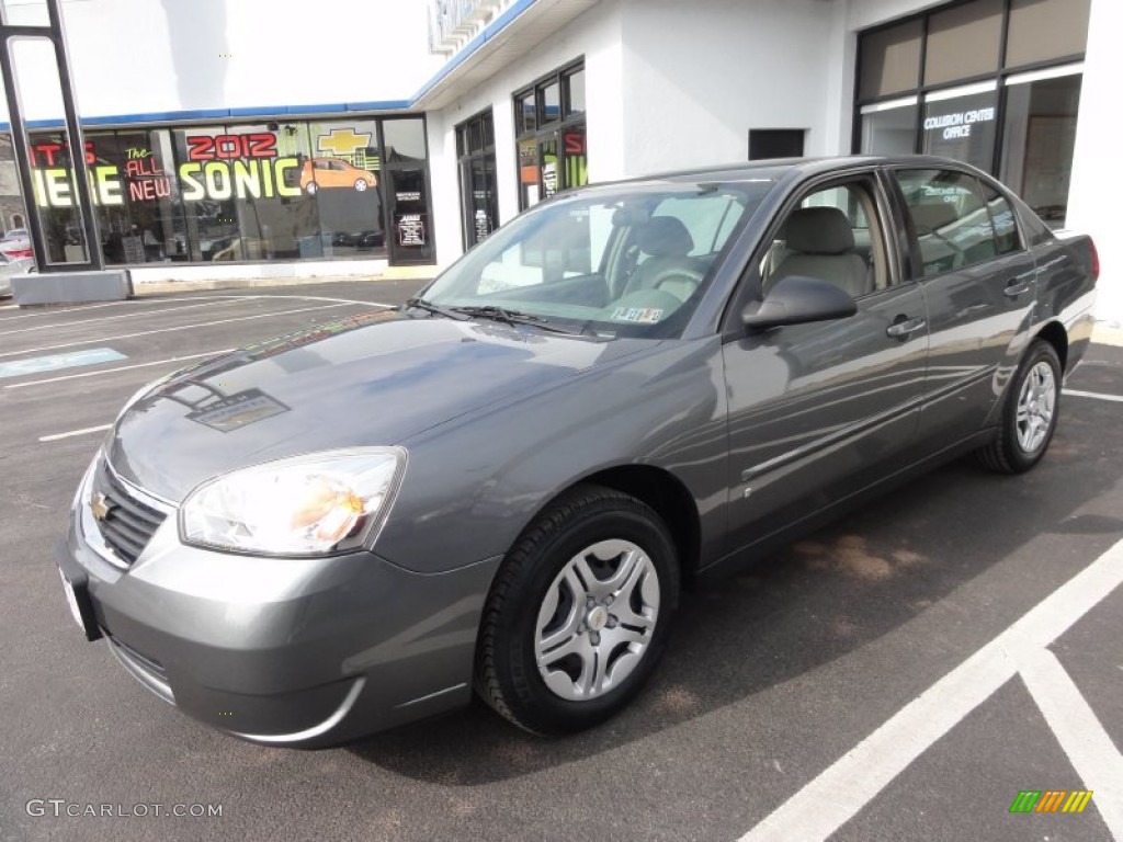 2006 Malibu LS Sedan - Medium Gray Metallic / Titanium Gray photo #1