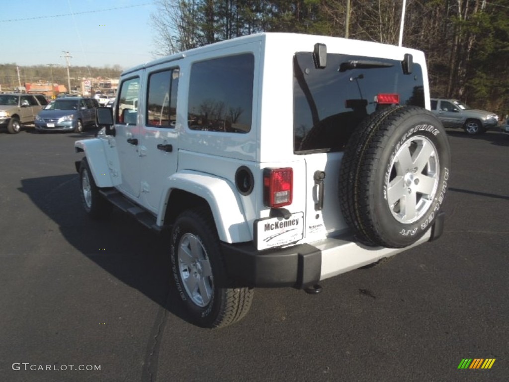 2012 Wrangler Unlimited Sahara 4x4 - Bright White / Black photo #4