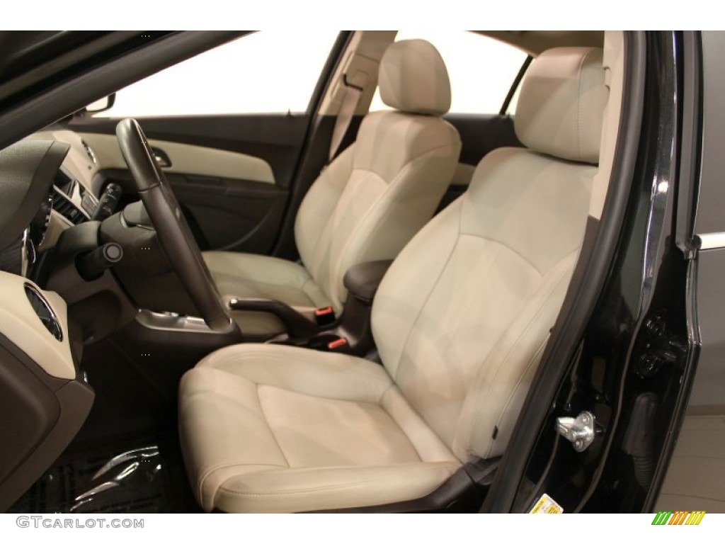 Cocoa/Light Neutral Leather Interior 2011 Chevrolet Cruze LTZ/RS Photo #61069006