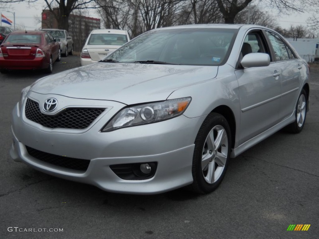 2011 Camry SE V6 - Classic Silver Metallic / Ash photo #1