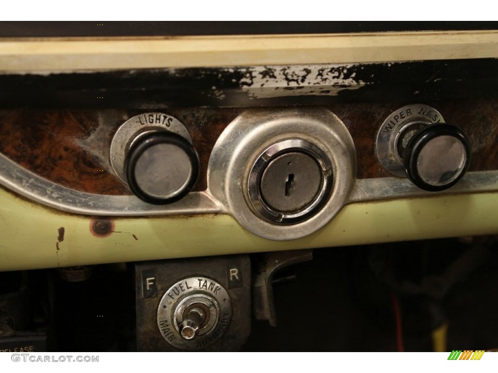 1970 Ford F-Series Truck F250 Ranger Controls Photo #61069528