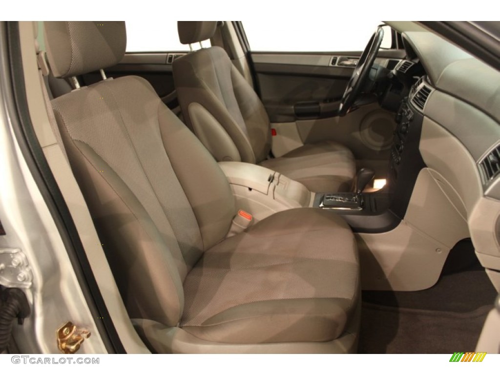 2005 Chrysler Pacifica Touring Front Seat Photos
